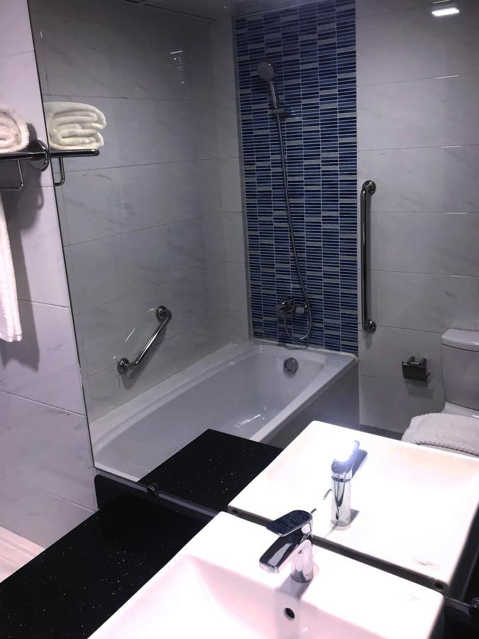 Hotel Azure Yangon Dış mekan fotoğraf