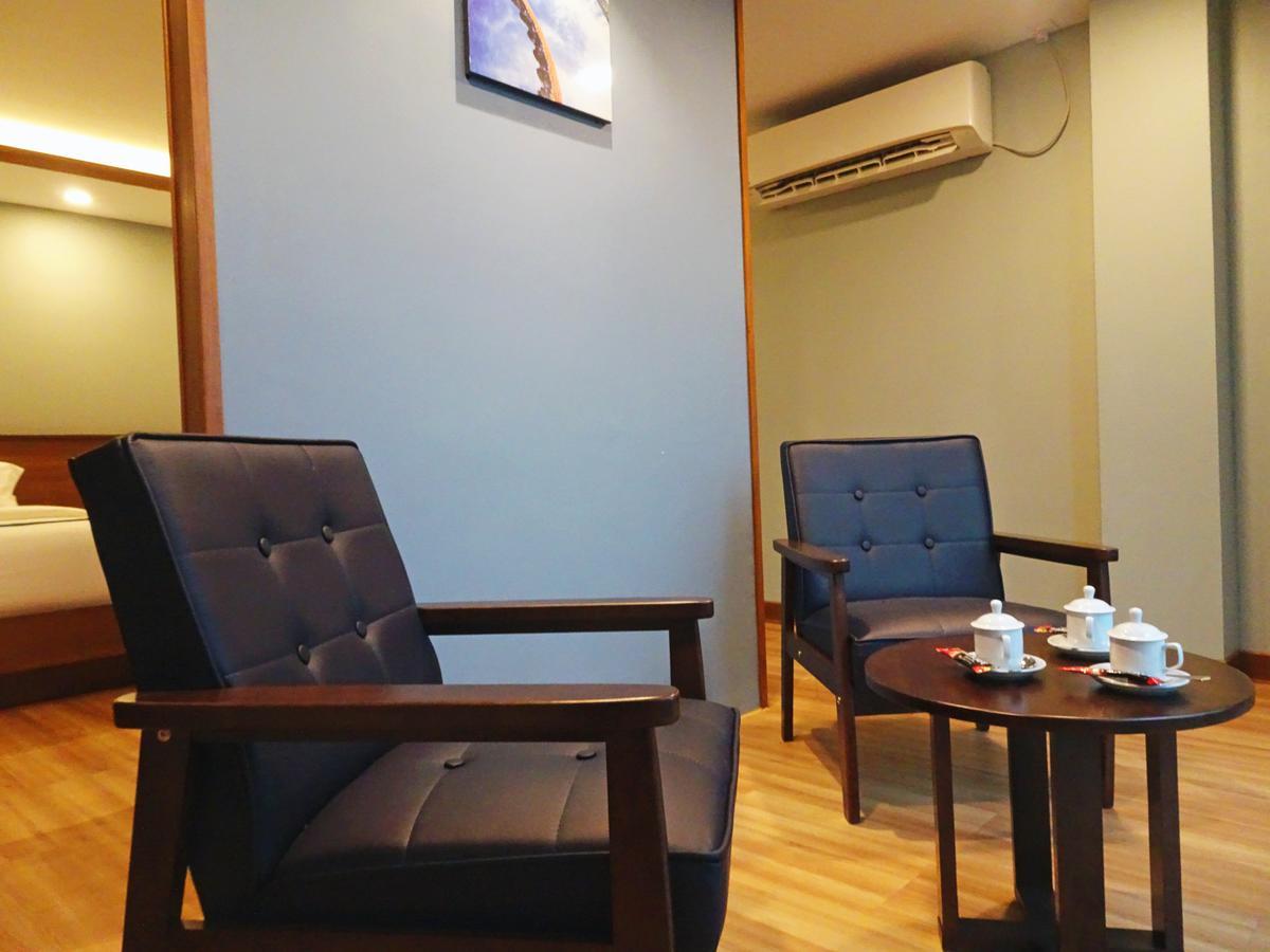 Hotel Azure Yangon Dış mekan fotoğraf